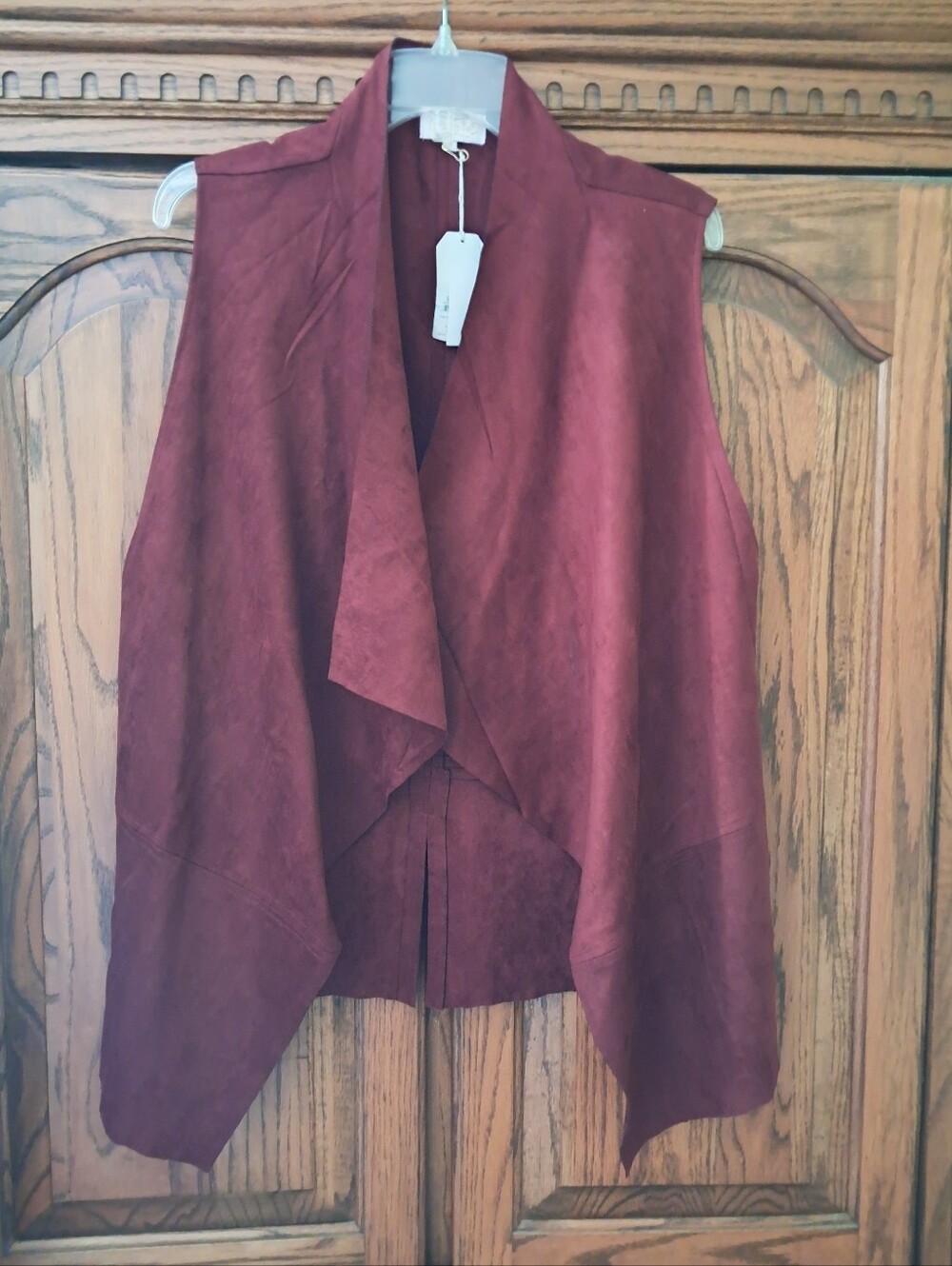 Mud Pie Women's M/L Draped Open Front Vest Soft Suede Look Pinot Burgundy